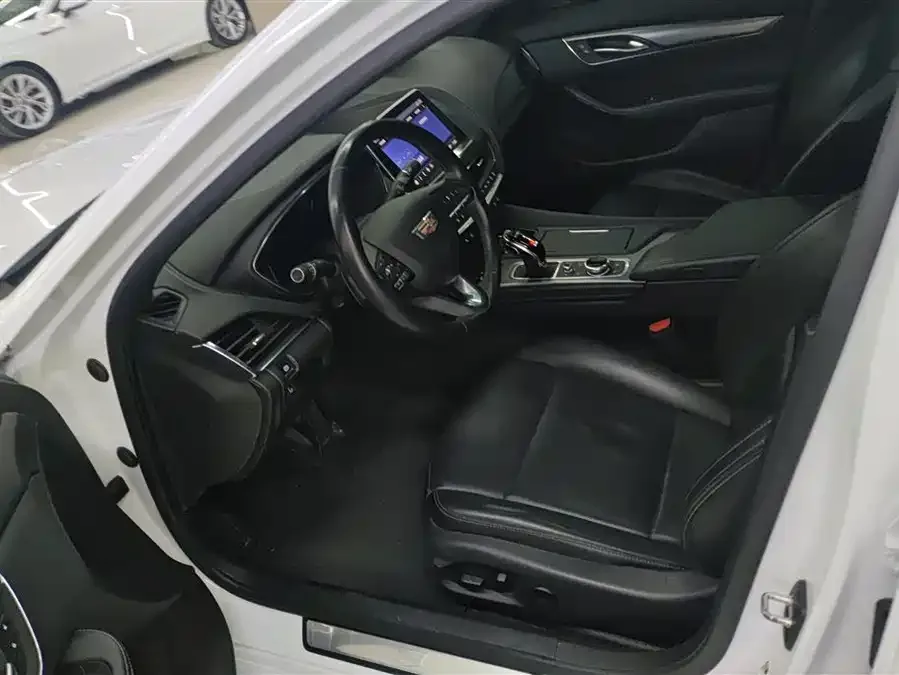 Cadillac CT5 2022 28T Luxury Edition 2022 — миниатюра 3