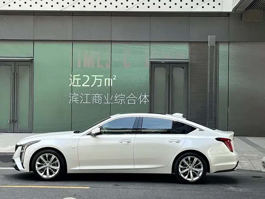 Cadillac CT5 2024 28T Luxury Pro 2025 — миниатюра 3
