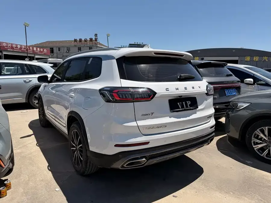 Chery Tiggo 8 PLUS Chery Tiggo 8 PLUS 2024 Champion Edition 290TGDI DCT Luxury Edition 5-seater 2024 — миниатюра 4