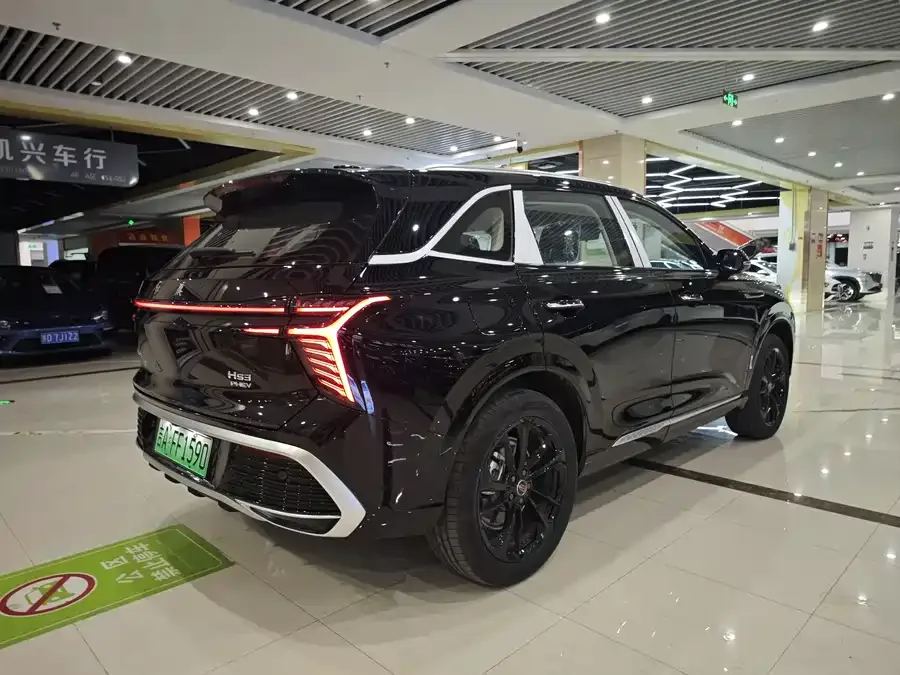 Hongqi HS3 PHEV Hongqi HS3 PHEV 2025 117km Jinwei Edition 2026 — миниатюра 2