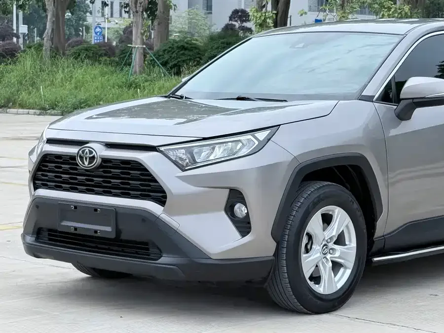 Toyota RAV4 RAV4 Rongfang 2022 2.0L CVT 2WD Urban Edition 2022 — миниатюра 4