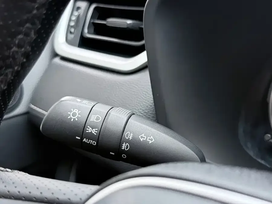 Toyota RAV4 RAV4 Rongfang 2022 2.0L CVT 2WD Urban Edition 2022 — миниатюра 5
