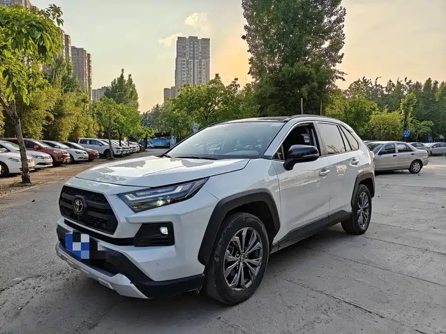 Toyota RAV4 RAV4 Rongfang 2023 2.0L CVT 4WD Adventure PLUS Edition 2023 — фото 1, купить с доставкой в Москву