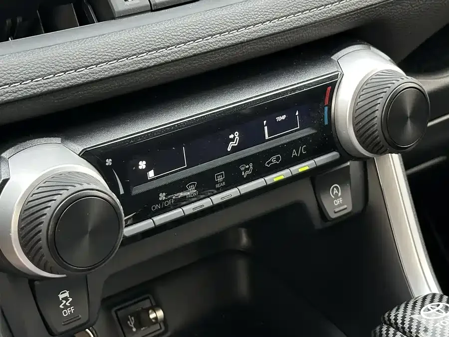 Toyota RAV4 RAV4 Rongfang 2024 2.0L CVT 2WD Urban Edition 2025 — миниатюра 3