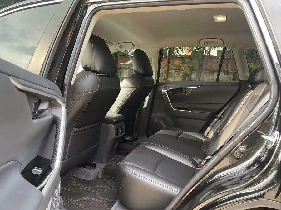 Toyota RAV4 RAV4 Rongfang 2024 2.0L CVT 2WD Urban Edition 2025 — миниатюра 4