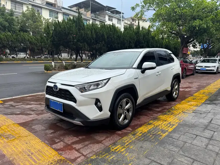 Toyota RAV4 2023