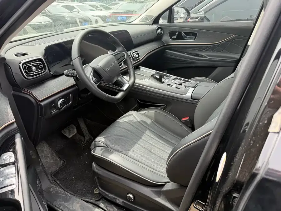 Chery Tiggo 9 Tiggo 9 2023 2.0T Dual Clutch 2WD Luxury Edition 5 Seaters 2023 — миниатюра 4
