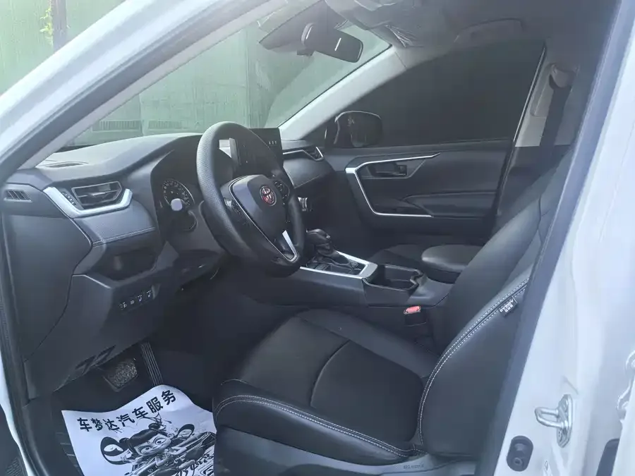 Toyota RAV4 RAV4 Rongfang 2024 2.0L CVT 2WD Urban Edition 2024 — миниатюра 4
