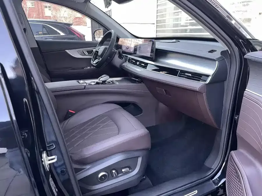 Chery Tiggo 8 Pro Tiggo 8 PRO 2025 290T 2WD Premium Edition 2024 — миниатюра 4