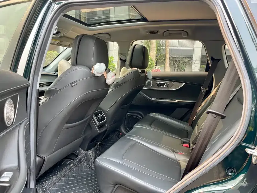 Chery Tiggo 8 Pro Tiggo 8 PRO 2022 290T 2WD Sky Edition 5 Seaters 2023 — миниатюра 2