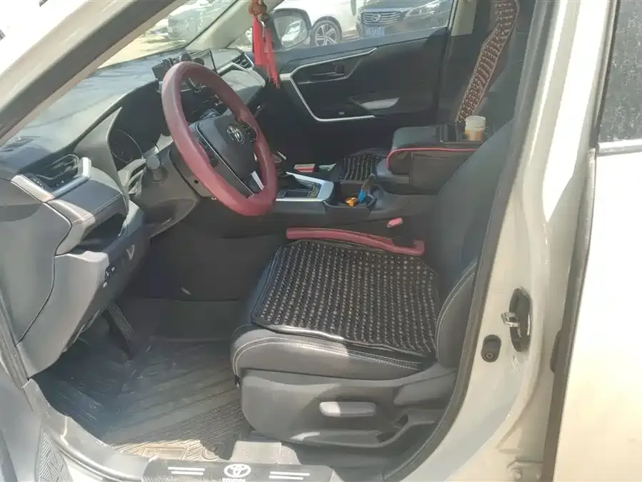 Toyota RAV4 RAV4 Rongfang 2024 2.0L CVT 2WD Urban Edition 2025 — миниатюра 3
