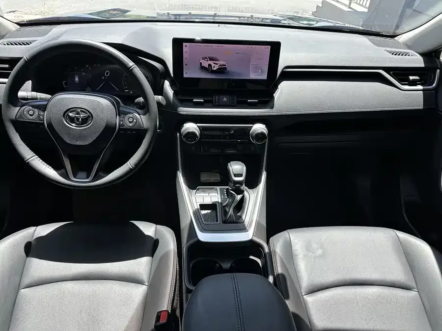 Toyota RAV4 RAV4 Rongfang 2023 2.0L CVT 2WD Fashion PLUS Edition 2024 — миниатюра 5