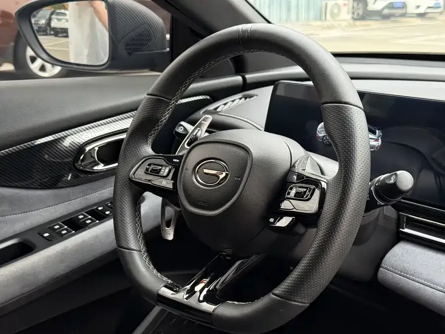 GAC Trumpchi Shadow Leopard Shadow Leopard 2023 400T Automatic R PRO 2023 — миниатюра 5