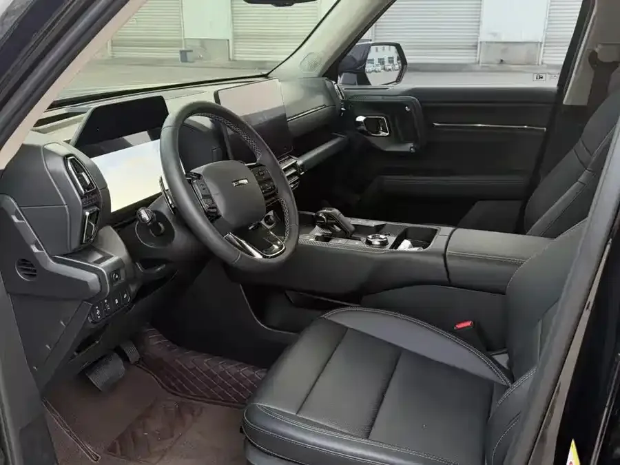 Haval Big Dog PLUS Haval Big Dog PLUS 2023 2.0T 2WD Trendy Wild Edition 2023 — миниатюра 4