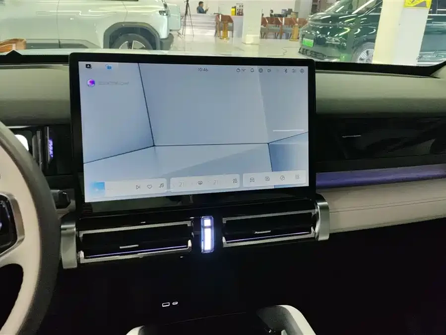 iCAR 03 iCAR 03 2024 501km 4WD long range advanced version 2024 — миниатюра 4