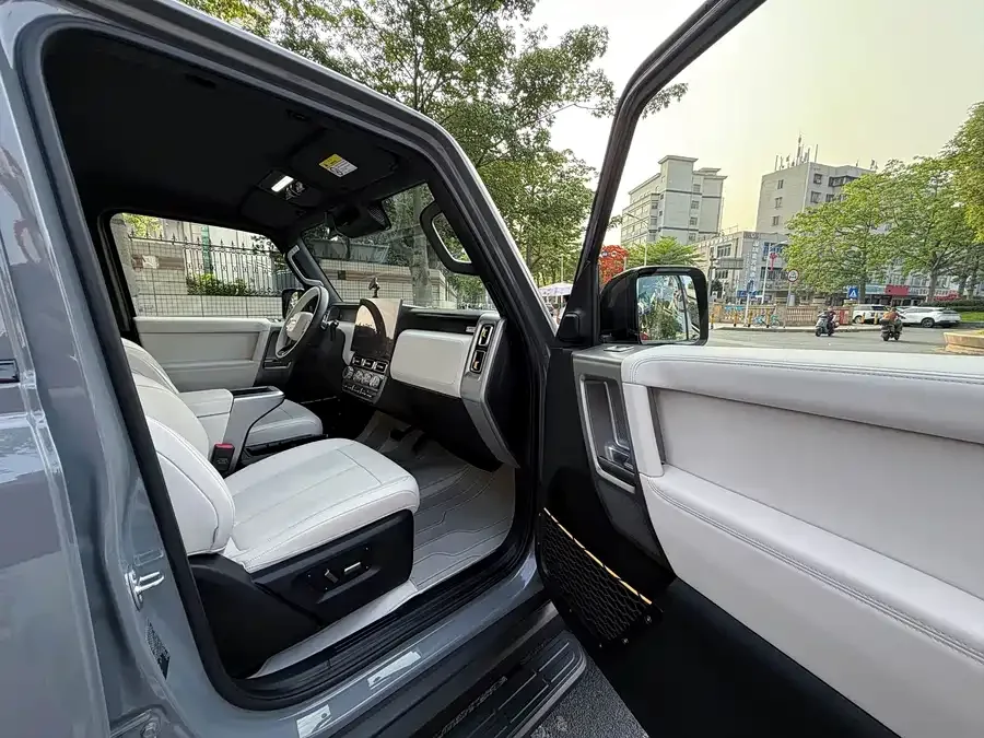 iCAR Super V23 iCAR Super V23 2025 501 4WD Intelligent Driving Edition 2025 — миниатюра 4