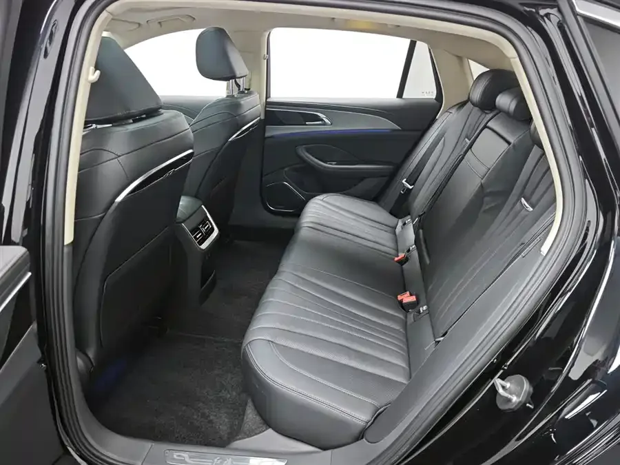 Hongqi H5 Hongqi H5 2023 2.0T Automatic Intelligent Connected Flag Edition 2023 — миниатюра 2
