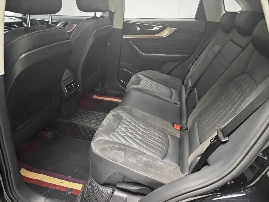 Hongqi HS5 Hongqi HS5 2022 facelift 2.0T Zhilian Qixiang Edition 2023 — миниатюра 5