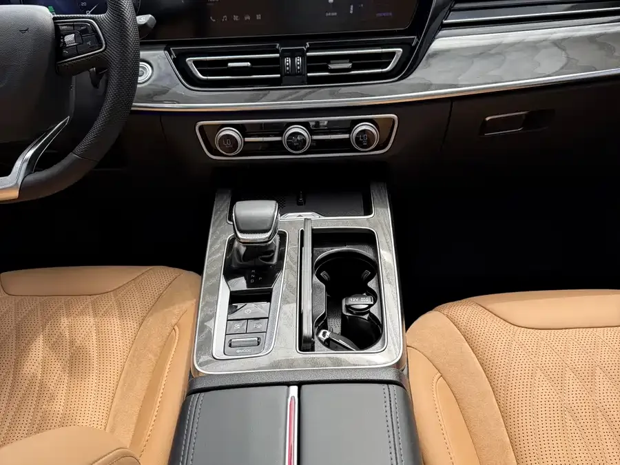 Hongqi HS5 Hongqi HS5 2023 2.0T 4WD Flagship Pro Edition 2024 — миниатюра 4