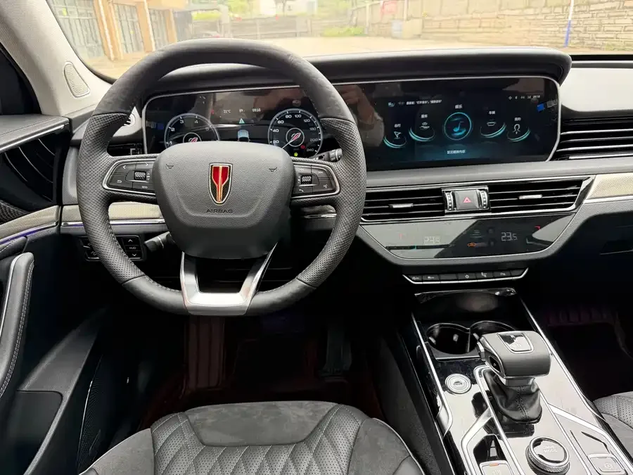 Hongqi HS5 Hongqi HS5 2022 2.0T Zhilian Flagship Edition 2023 — миниатюра 5
