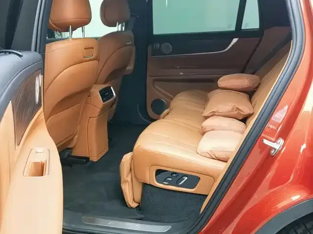 AITO M9 Wenjie M9 2024 Extended Range Ultra Edition 52kWh 5-seater Edition 2025 — миниатюра 4