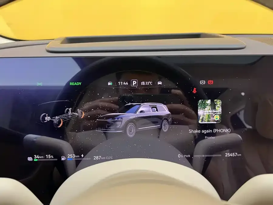 AITO M9 M9 2024 Extended Range Ultra Edition 42kWh 6-seater Edition 2024 — миниатюра 2