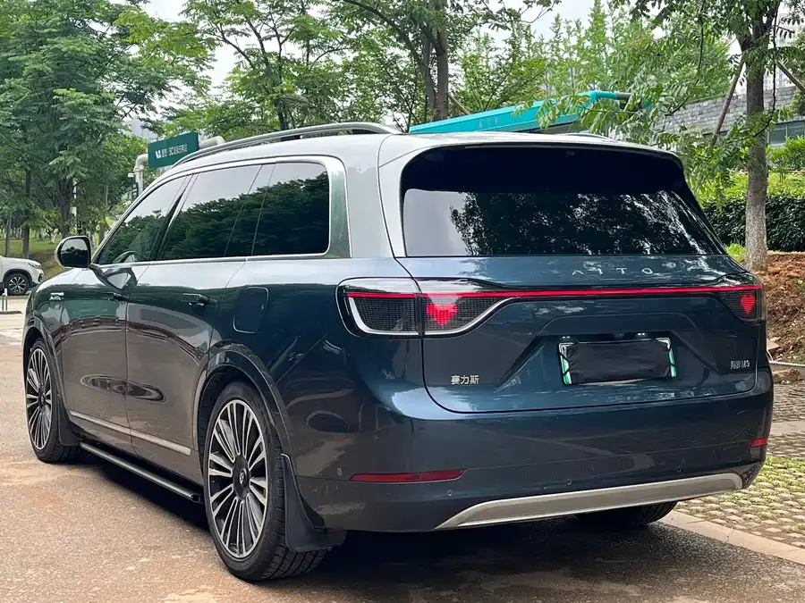 AITO M9 M9 2024 Extended Range Ultra Edition 42kWh 6-seater Edition 2024 — миниатюра 2