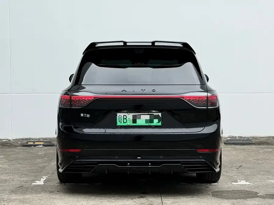 AITO M9 Wenjie M9 2025 Extended Range Ultra Edition 52kWh 6-Seat Version (192-line LiDAR) 2025 — миниатюра 5