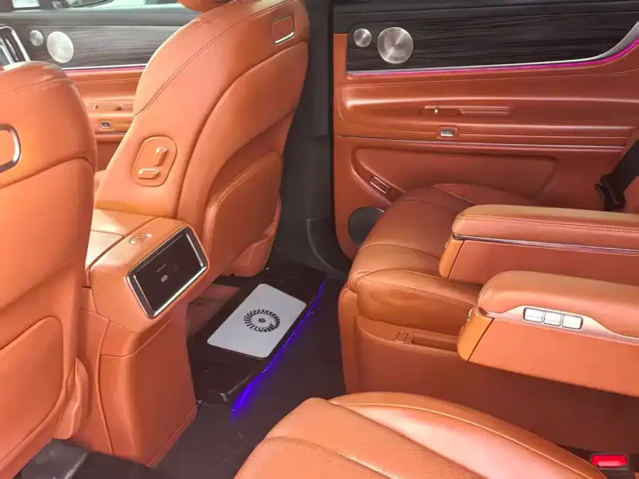 AITO M9 Wenjie M9 2025 Extended Range Ultra Edition 52kWh 5-Seat Version (192-line LiDAR) 2025 — миниатюра 3