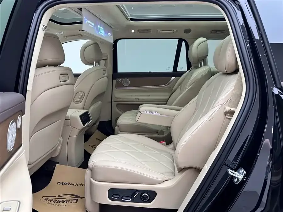 AITO M9 Wenjie M9 2025 Extended Range Ultra Edition 52kWh 6-Seat Version (192-line LiDAR) 2026 — миниатюра 3
