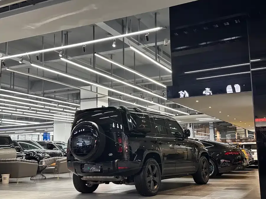 Land Rover guard Land Rover Defender 2020 110 P400 SE 2023 — миниатюра 5