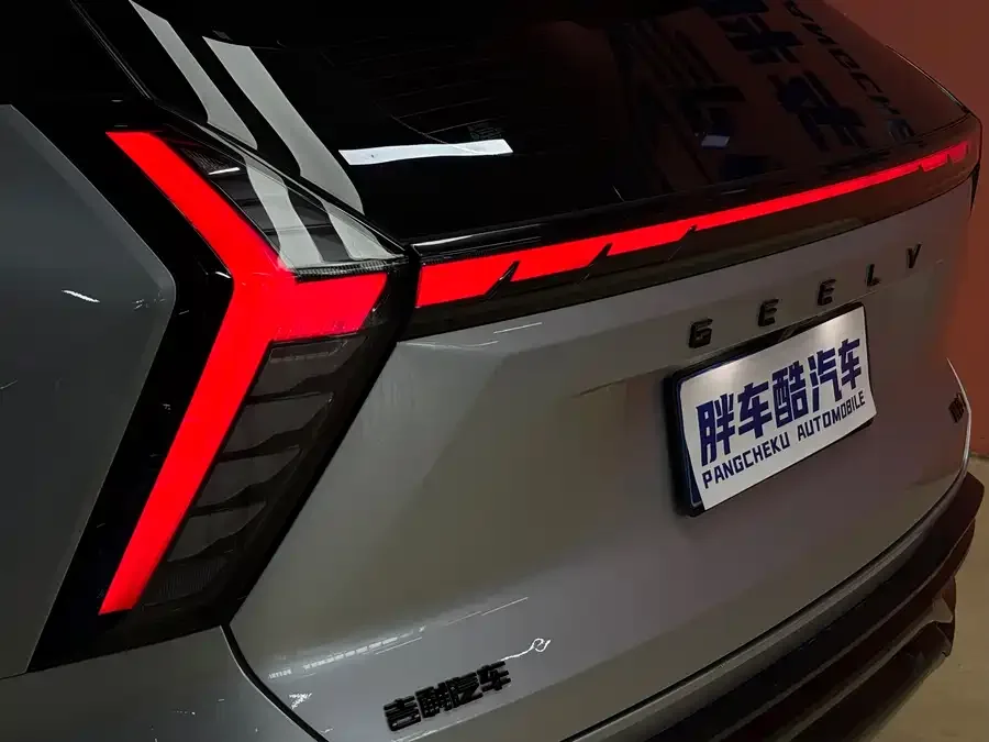 Geely Atlas L Boyue L 2023 2.0TD DCT flagship model 2023 — миниатюра 5