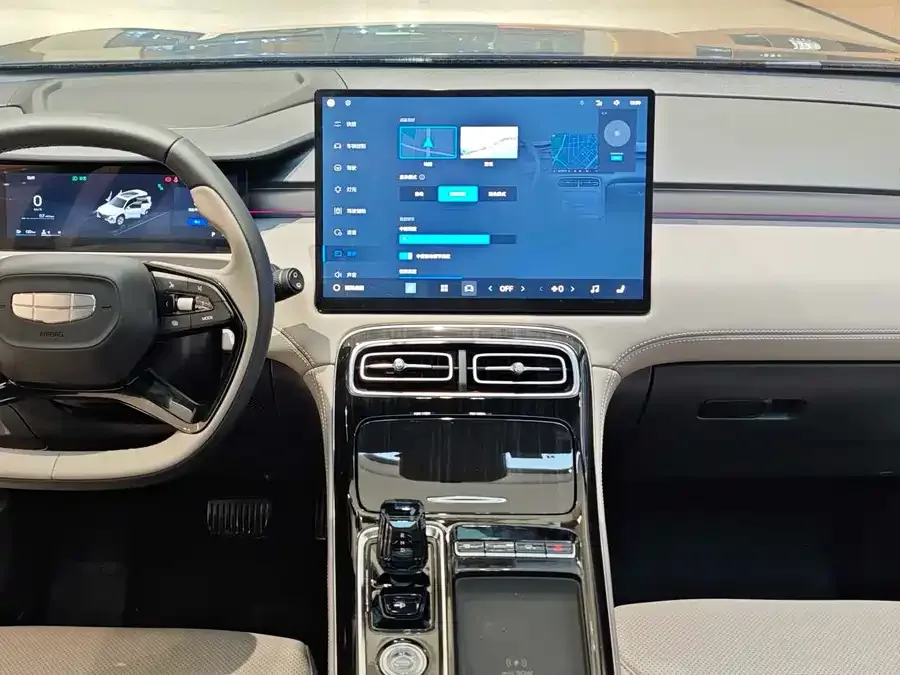 Geely Atlas L Boyue L 2025 fourth generation 1.5TD DCT Shanhe 2025 — миниатюра 3