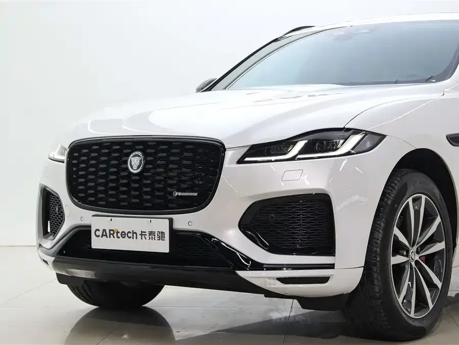 Jaguar F-Pace 2024 P250 R-Dynamic SE 2023 — миниатюра 3