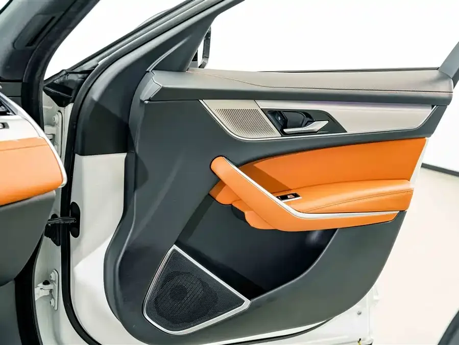 Jaguar F-Pace 2024 P250 R-Dynamic SE 2023 — миниатюра 4