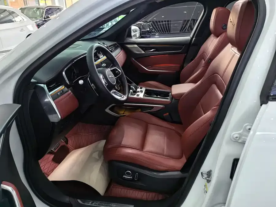 Jaguar F-Pace 2022 P250 R-Dynamic BLACK 2023 — миниатюра 2