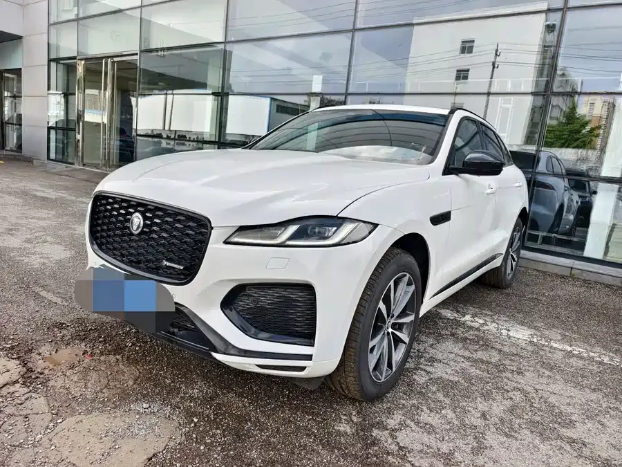 Jaguar F-Pace 2024 P250 R-Dynamic SE 2024 — фото 1, купить с доставкой в Москву