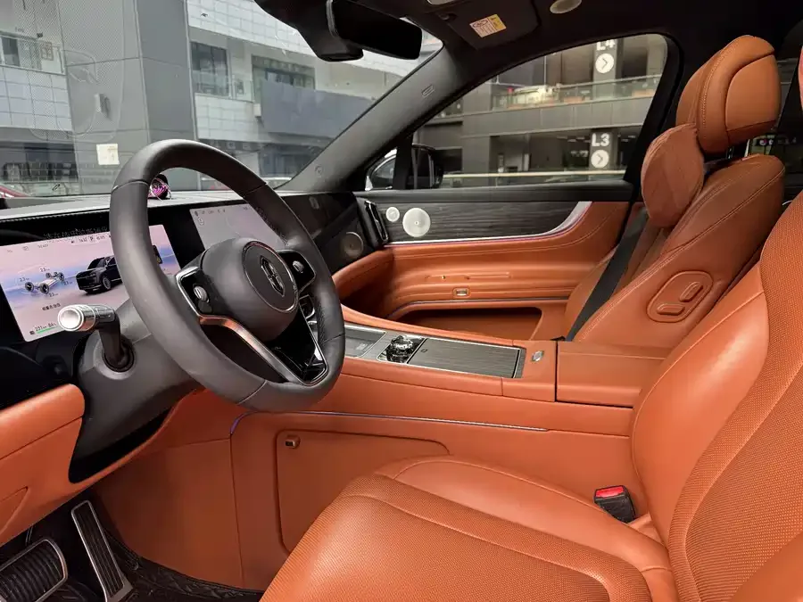 AITO M9 Wenjie M9 2024 Extended Range Max Edition 52kWh 6-seater Edition 2025 — миниатюра 3