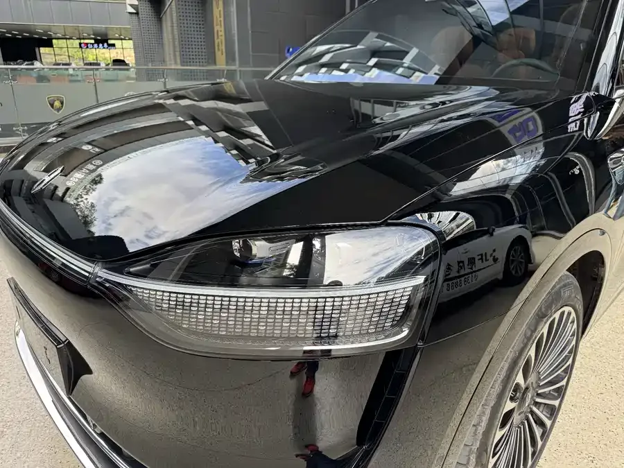 AITO M9 Wenjie M9 2024 Extended Range Max Edition 52kWh 6-seater Edition 2025 — миниатюра 4