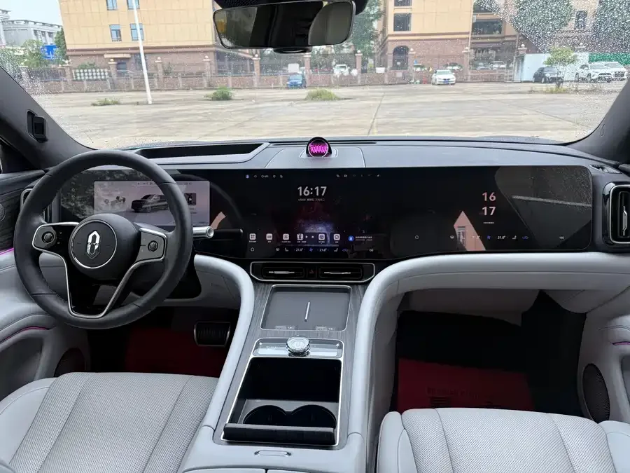 AITO M9 Wenjie M9 2024 Extended Range Max Edition 42kWh 6-seater Edition 2024 — миниатюра 2