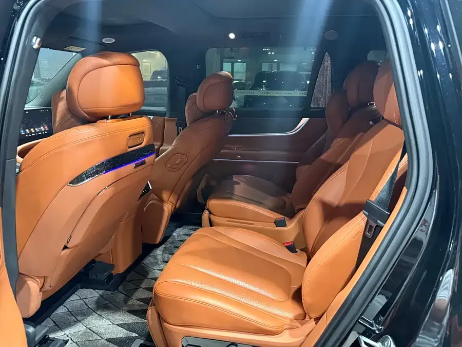 AITO M9 Wenjie M9 2024 Extended Range Max Edition 52kWh 6-seater Edition 2024 — миниатюра 3