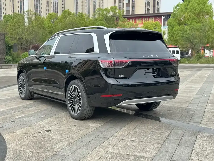 AITO M9 Wenjie M9 2024 Extended Range Max Edition 42kWh 6-seater Edition 2026 — миниатюра 4
