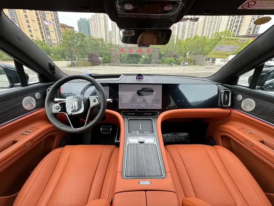 AITO M9 Wenjie M9 2024 Extended Range Max Edition 42kWh 6-seater Edition 2026 — миниатюра 5