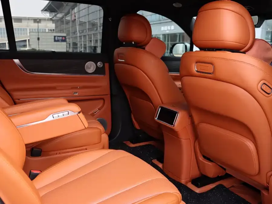 AITO M9 Wenjie M9 2025 Extended Range Max Edition 52kWh 6-Seater (192-line LiDAR) 2025 — миниатюра 4