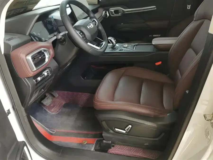 Geely Okavango Haoyue 2022 1.8TD Automatic Premium 7 Seaters 2022 — миниатюра 3