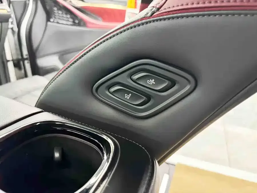 GAC Trumpchi M8 Trumpchi M8 2023 Grandmaster Series 400T Supreme Edition 2023 — миниатюра 5