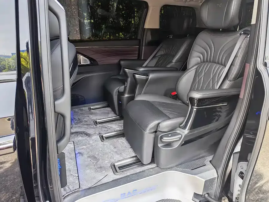 GAC Trumpchi M8 Trumpchi M8 2024 Master Series 400T Supreme Edition 2023 — миниатюра 3