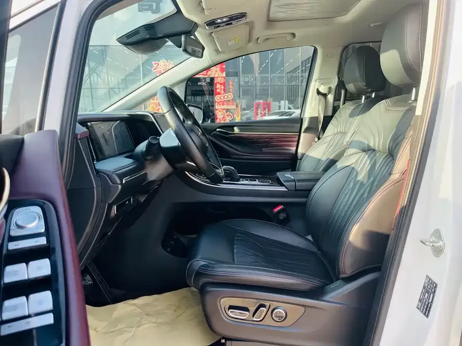 GAC Trumpchi M8 Trumpchi M8 2024 Master Series 400T Supreme Edition 2024 — миниатюра 2