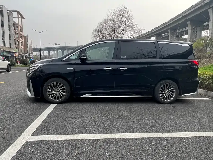GAC Trumpchi M8 Trumpchi M8 2021 Master Series 390T Extreme Edition 2022 — миниатюра 4