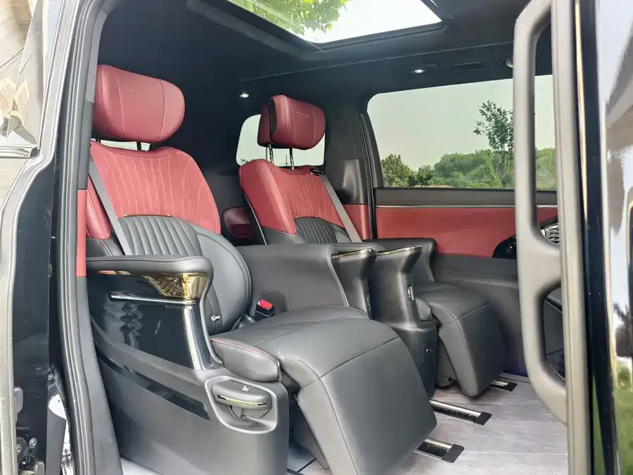 GAC Trumpchi M8 Trumpchi M8 2024 Grandmaster Series 400T Supreme Edition 2025 — миниатюра 3